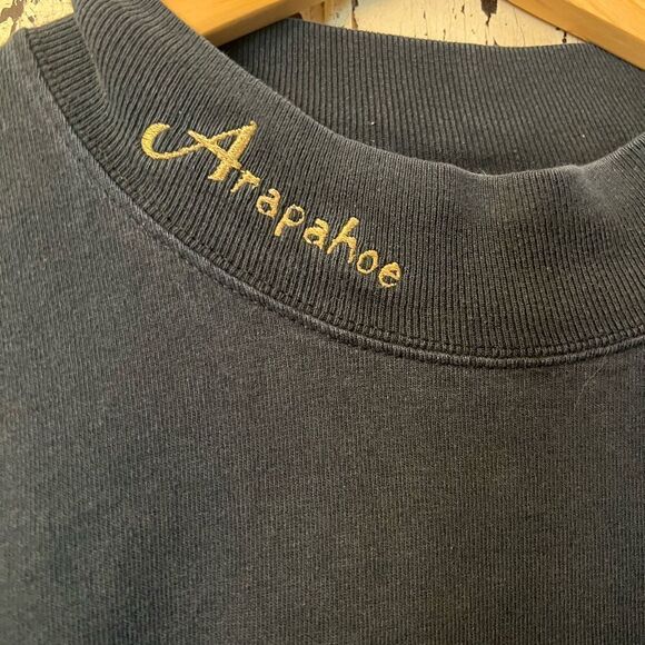 Vintage men’s long sleeve embroidered distressed Arapahoe Baseball tshirt. XL - Picture 3 of 8